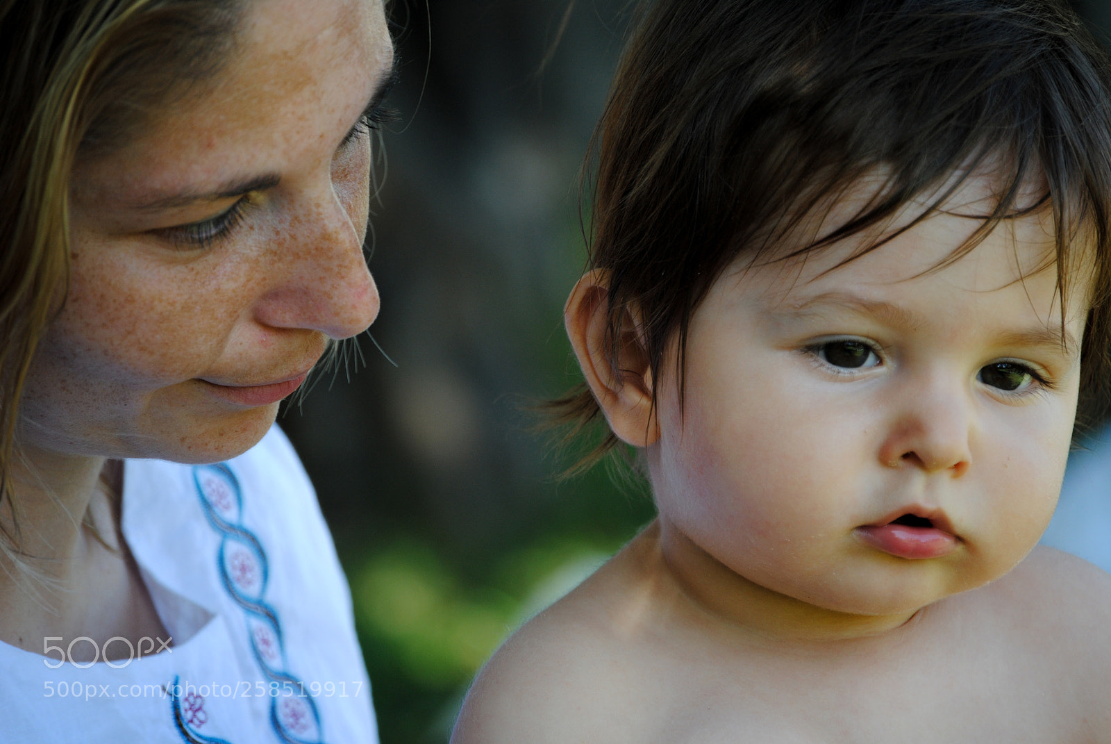 Nikon D3000 sample photo. Mother and son photography