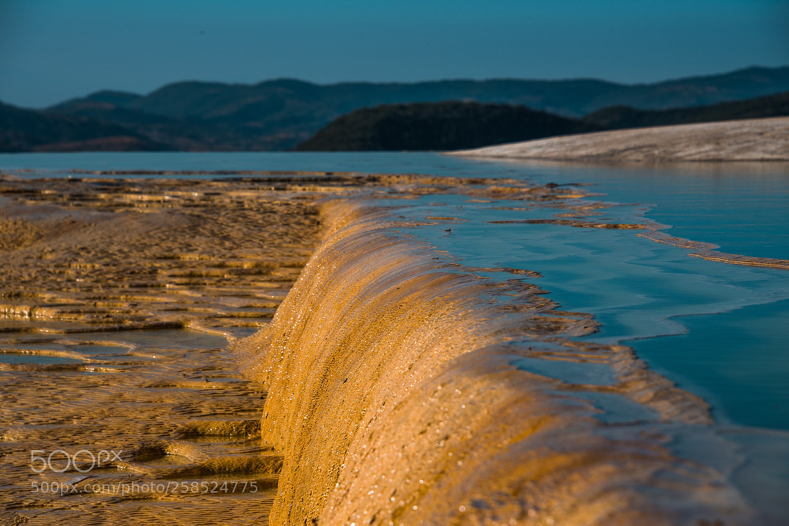Nikon D810 sample photo. Con los pies adentro photography
