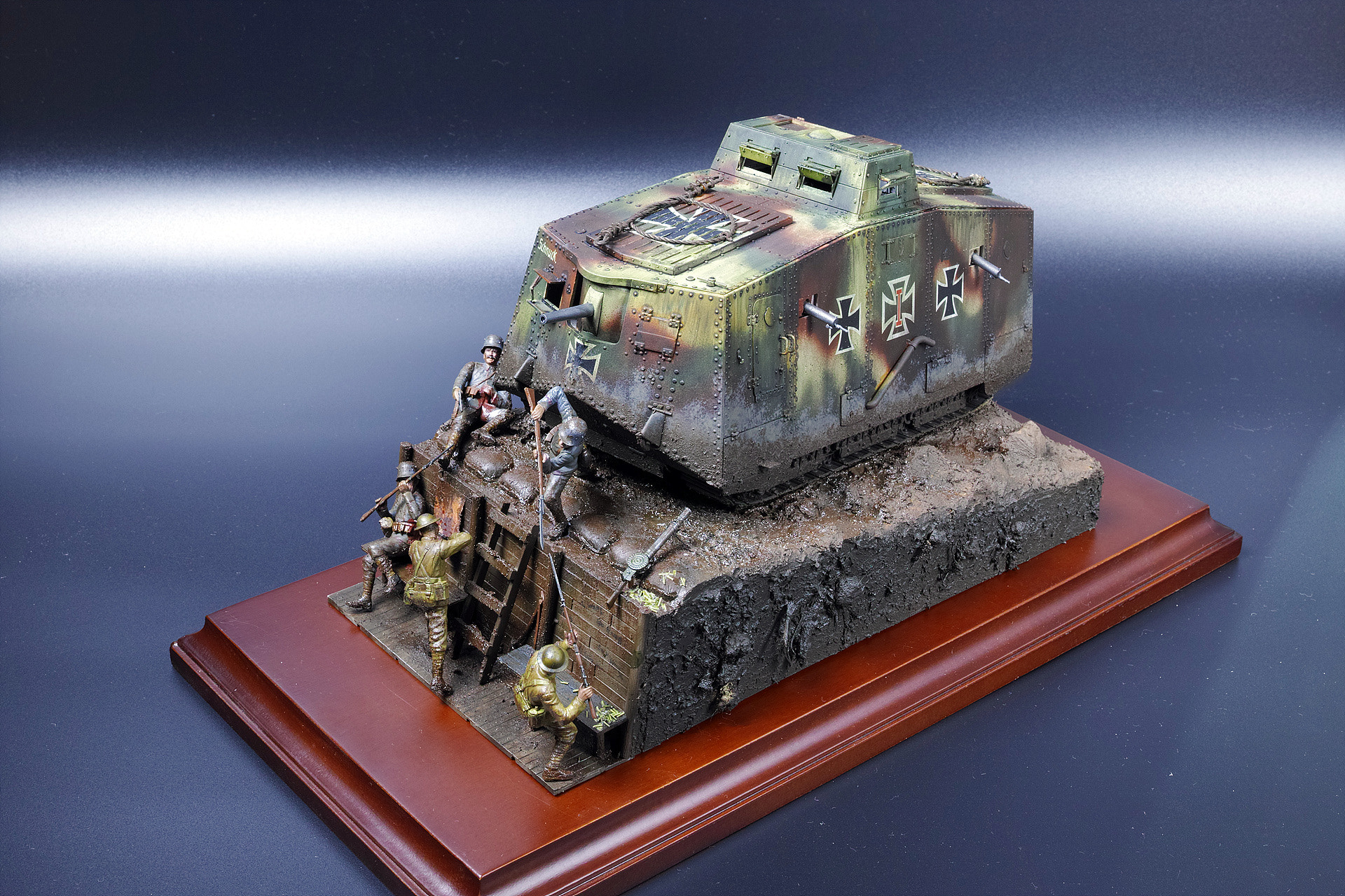 Sigma dp2 Quattro sample photo. A7v tank photography