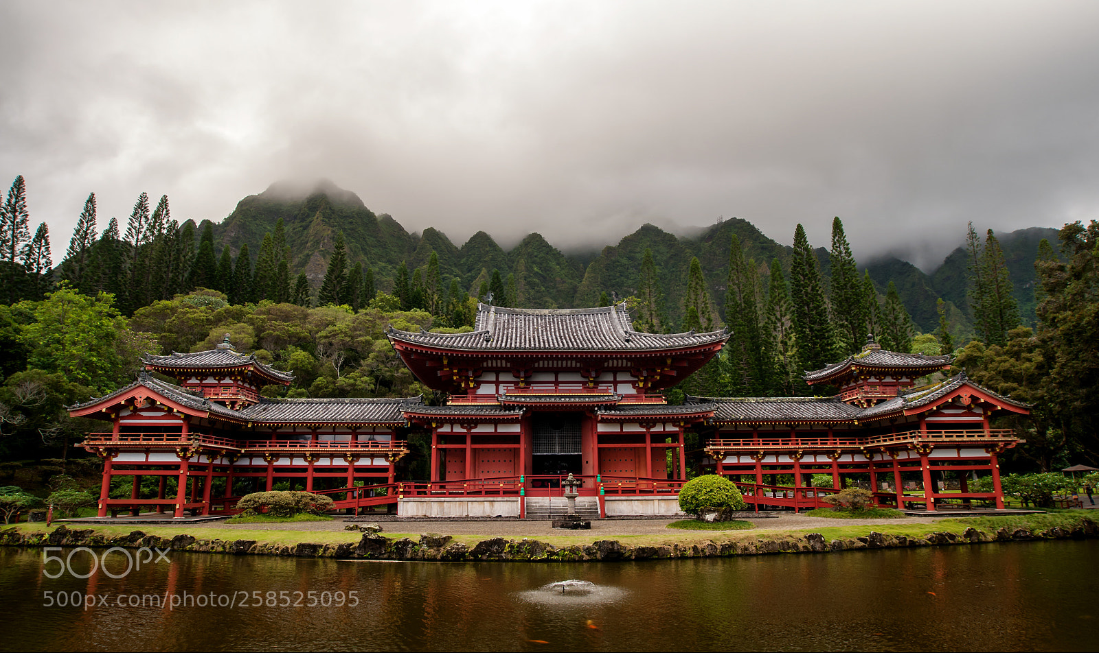 Nikon D700 sample photo. Byodo-in temple photography