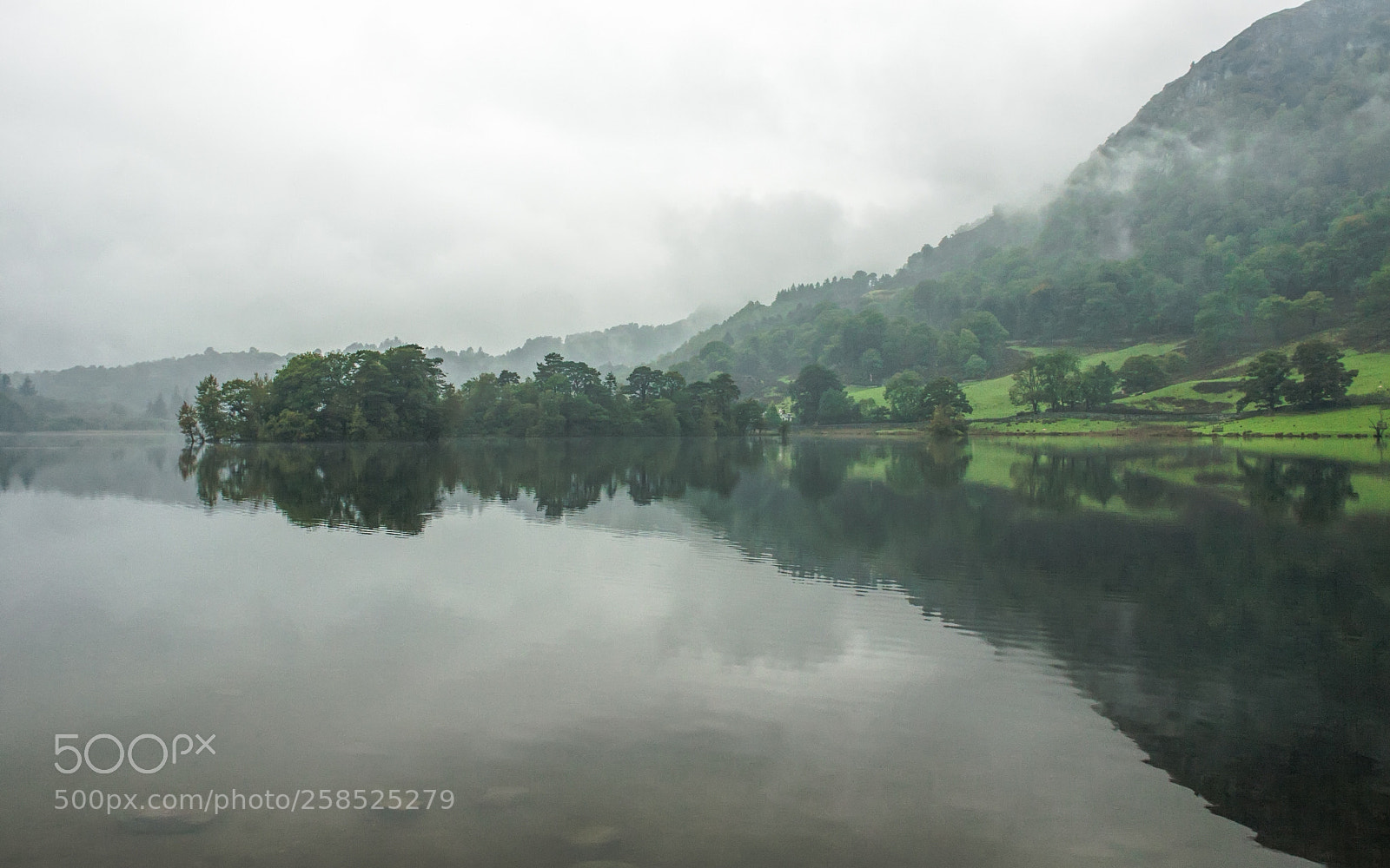 Canon EOS 30D sample photo. In the lakes of photography