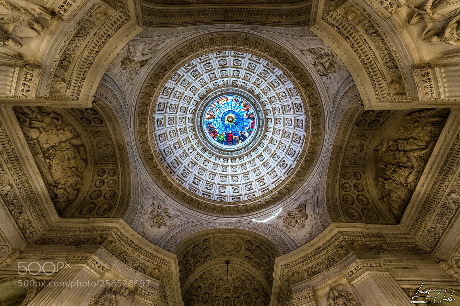Sony a7R III sample photo. Coupole de la chapelle photography