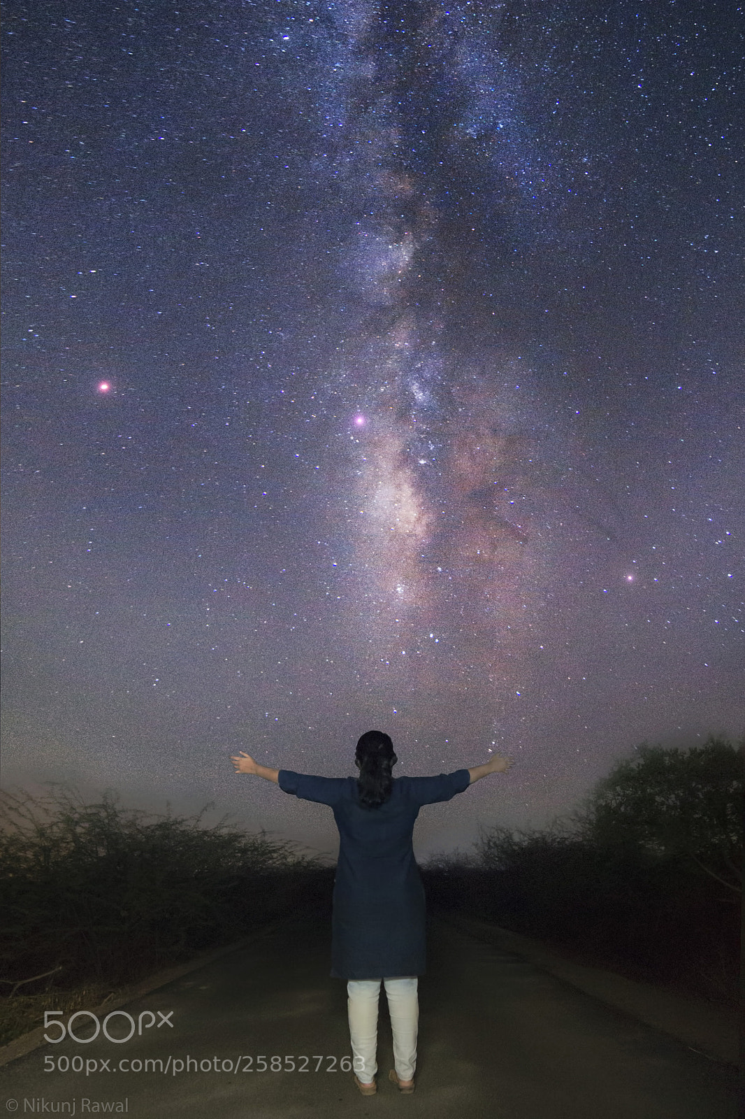 Canon EOS 1100D (EOS Rebel T3 / EOS Kiss X50) sample photo. "huggging milkyway" photography