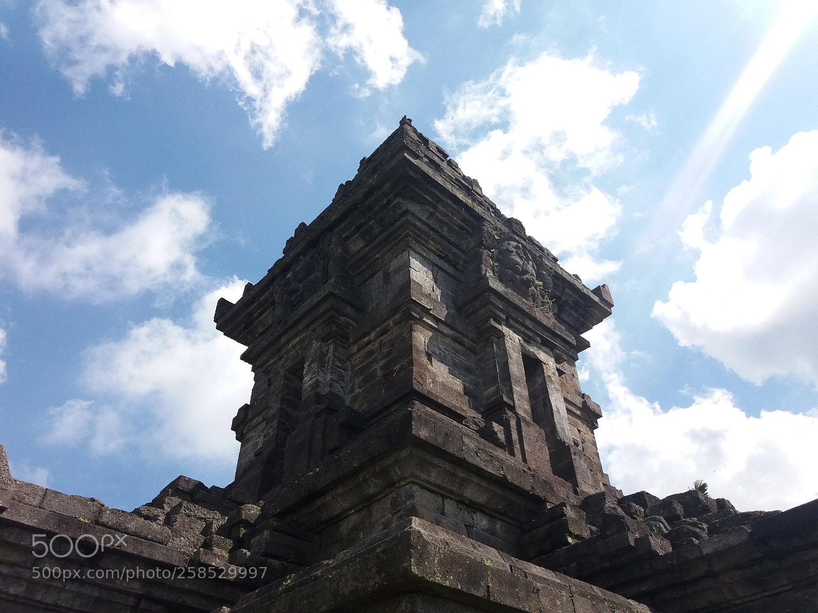 Samsung Galaxy J5 sample photo. History photography