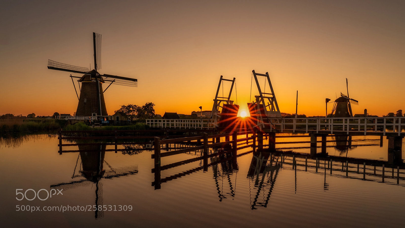 Sony a7 III sample photo. Kinderdijk sunset photography