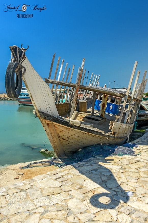 Nikon D7200 sample photo. Grounded boat photography