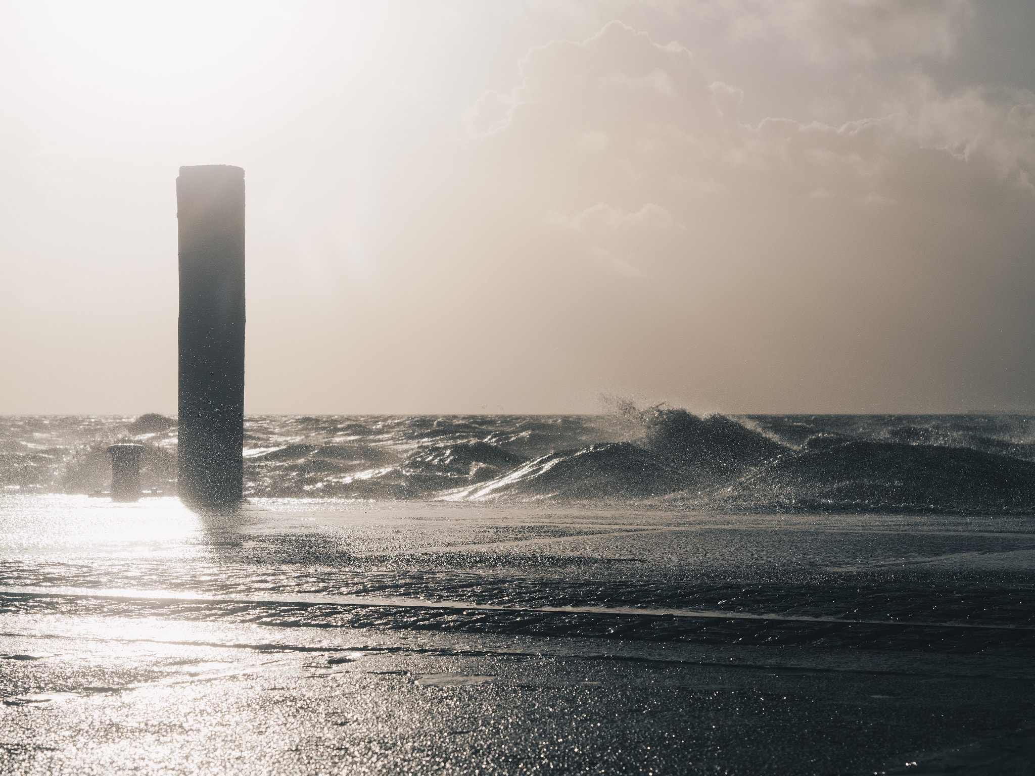 Olympus PEN E-PL8 sample photo. Harbour photography