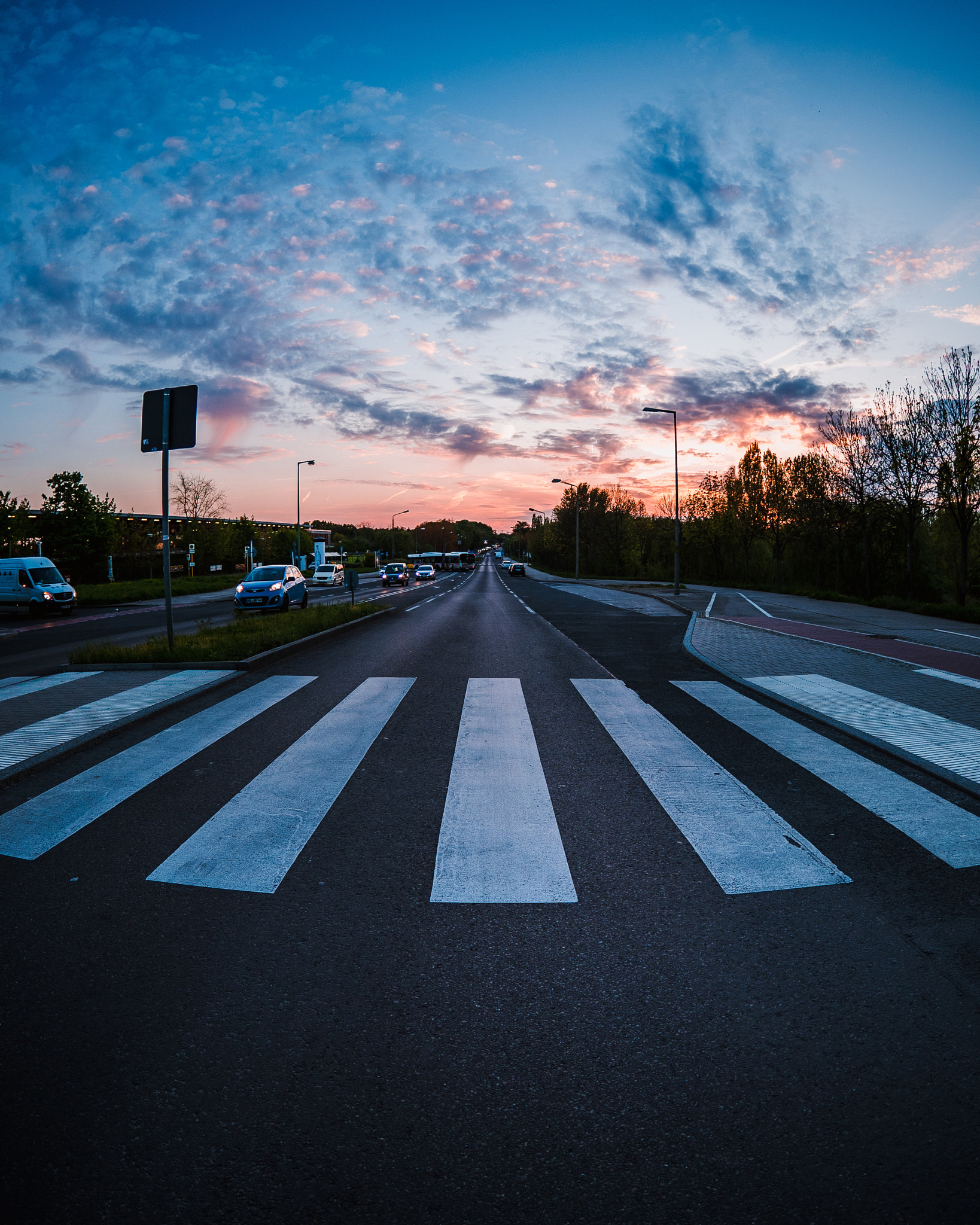 Olympus PEN E-PL8 sample photo. Crossing photography
