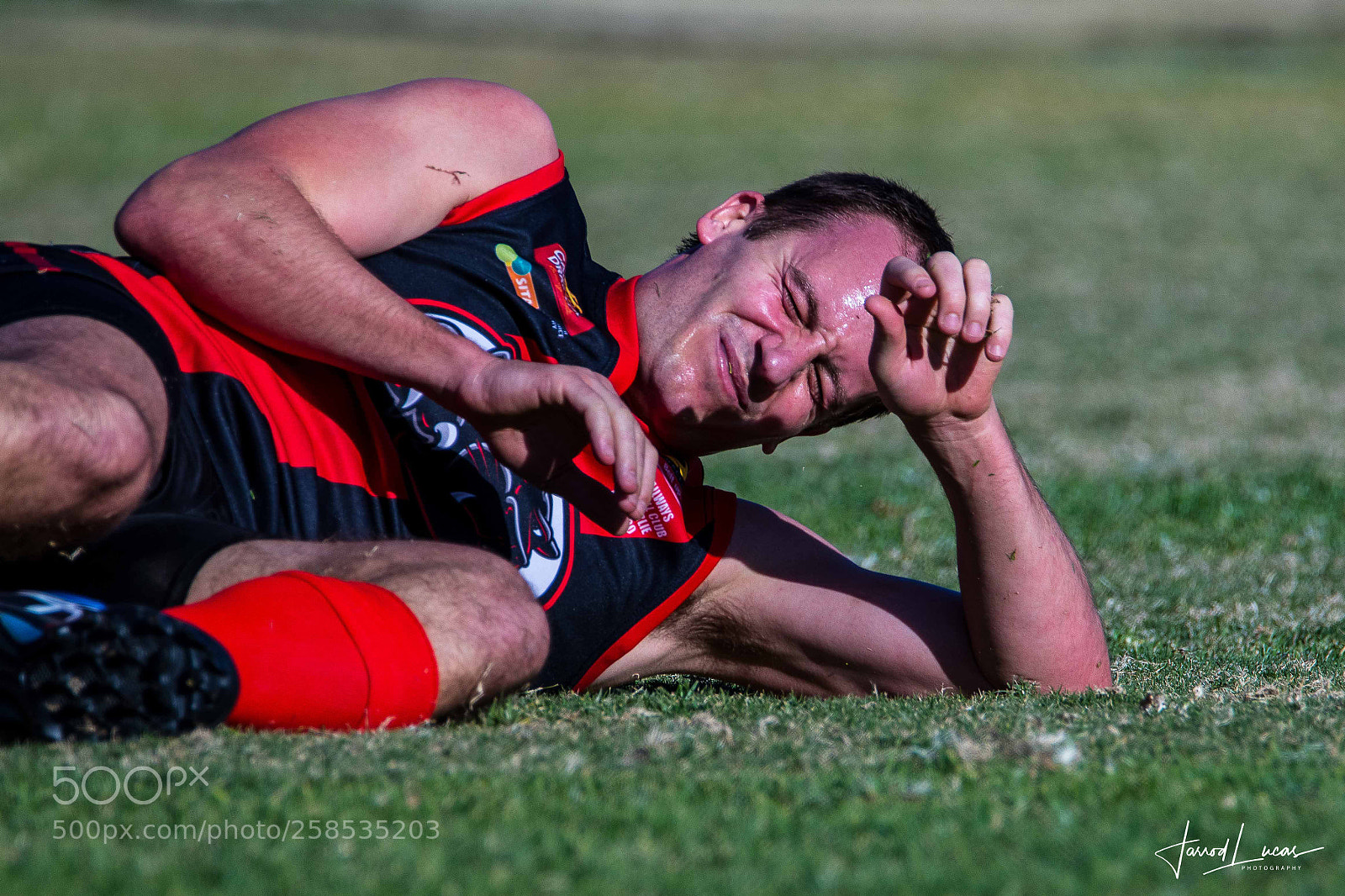 Canon EOS 7D Mark II sample photo. Australian rules photography