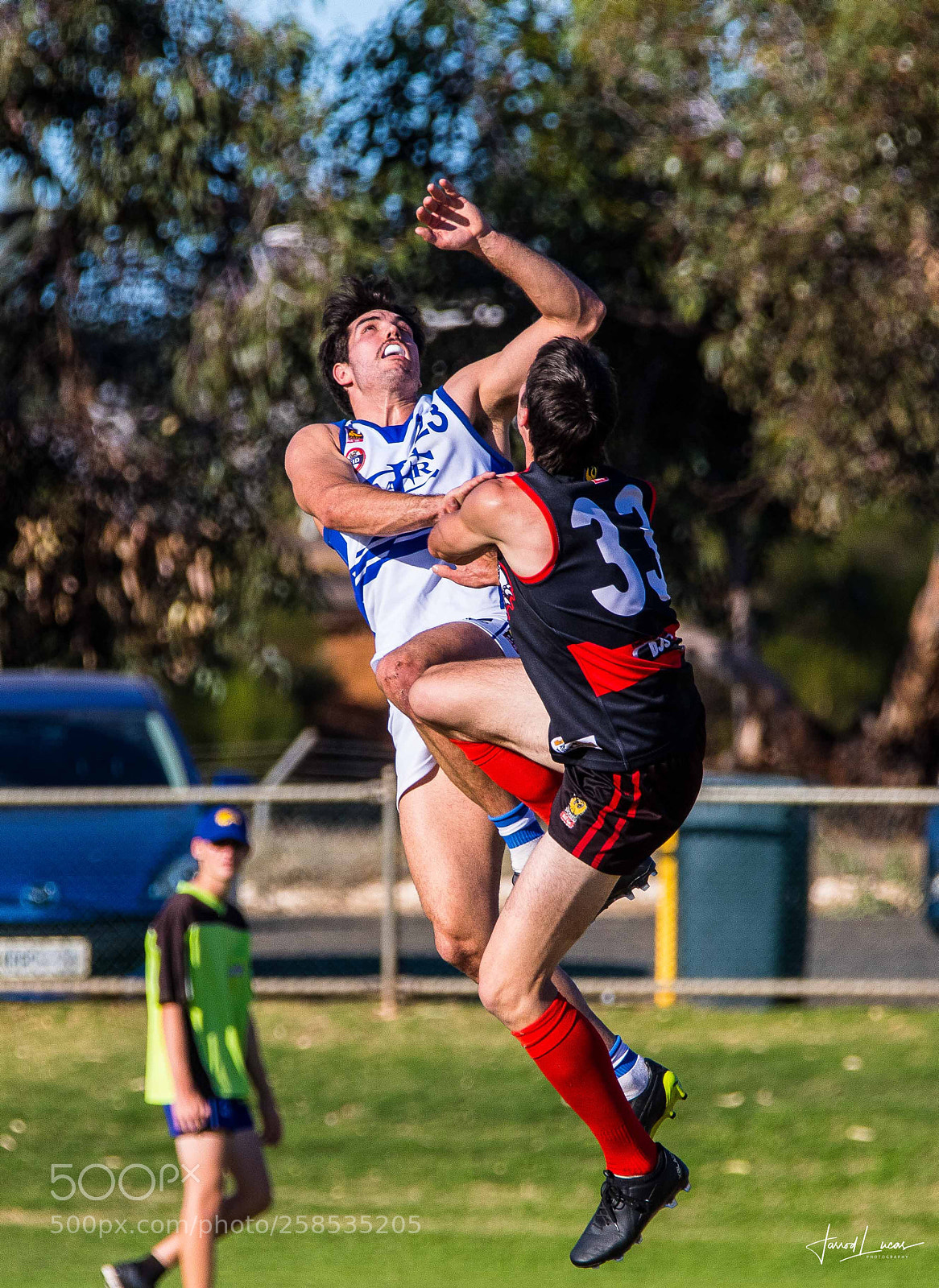 Canon EOS 7D Mark II sample photo. Australian rules photography