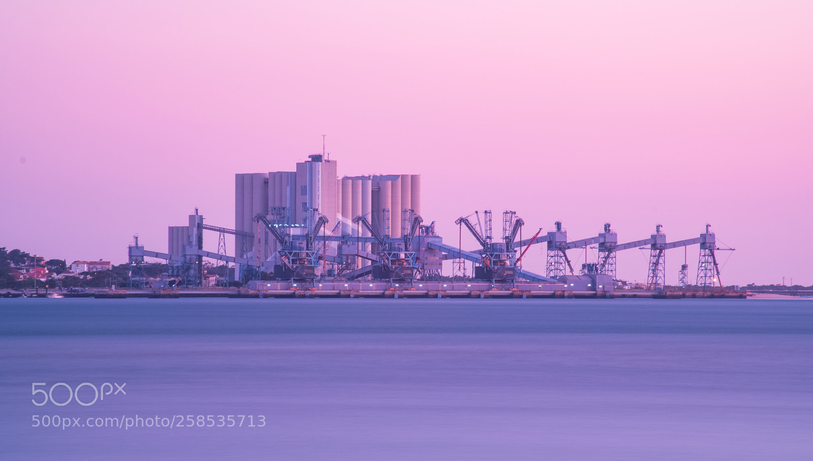 Nikon D5600 sample photo. Industry photography