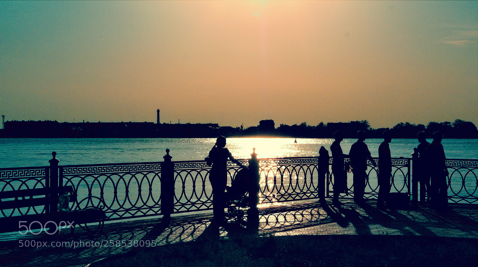 Sony Alpha DSLR-A100 sample photo. Embankment in astrakhan photography