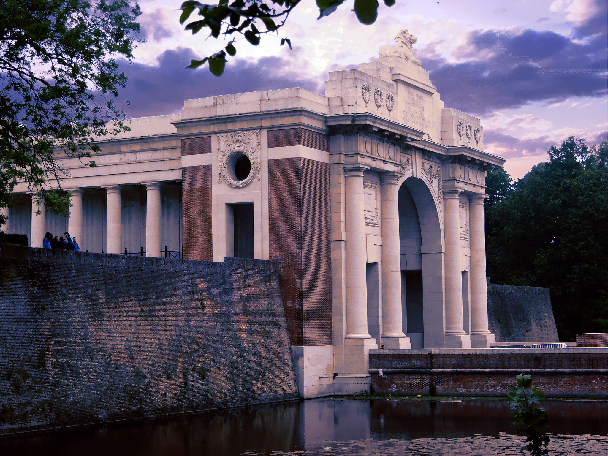 Nikon Coolpix A900 sample photo. Menin gate photography