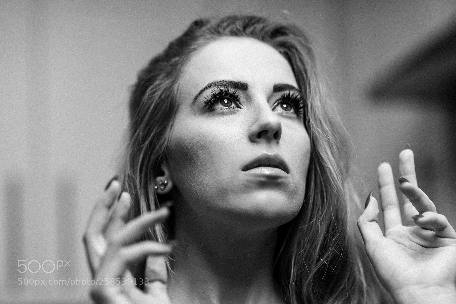 Canon EOS 5D Mark IV sample photo. Monika photography