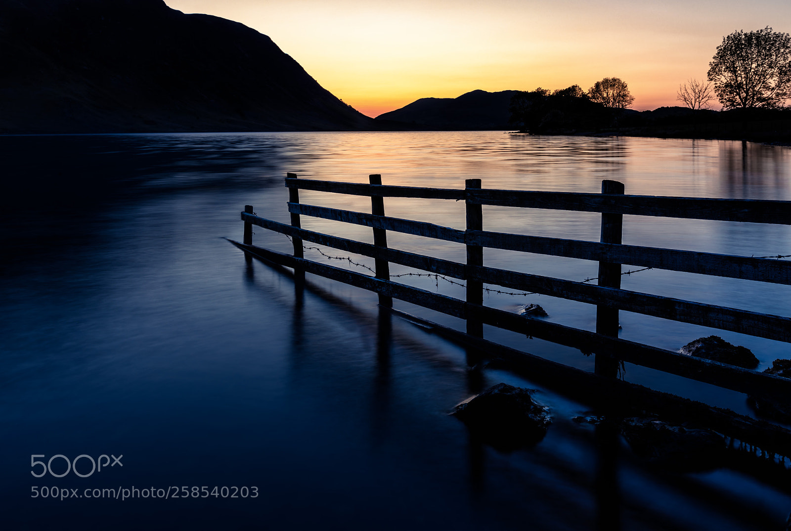 Canon EOS 5D Mark IV sample photo. Crummock water silhouette photography