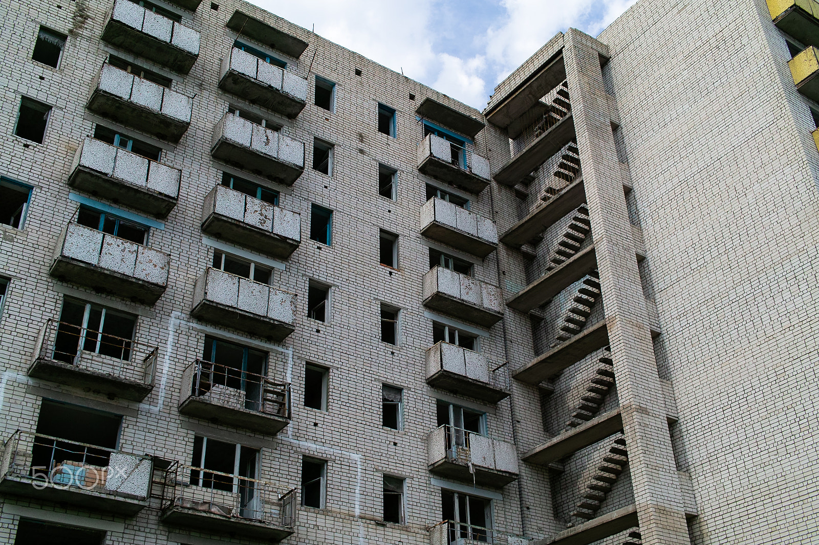 Sigma DP2 sample photo. Abandoned photography