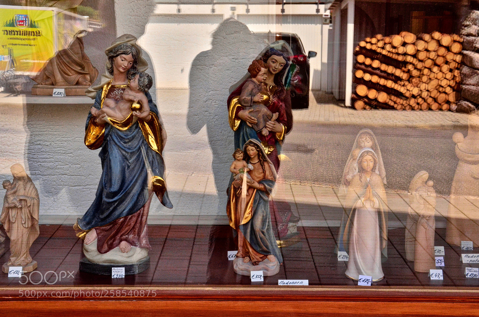 Nikon D5100 sample photo. Devotion comes with a photography