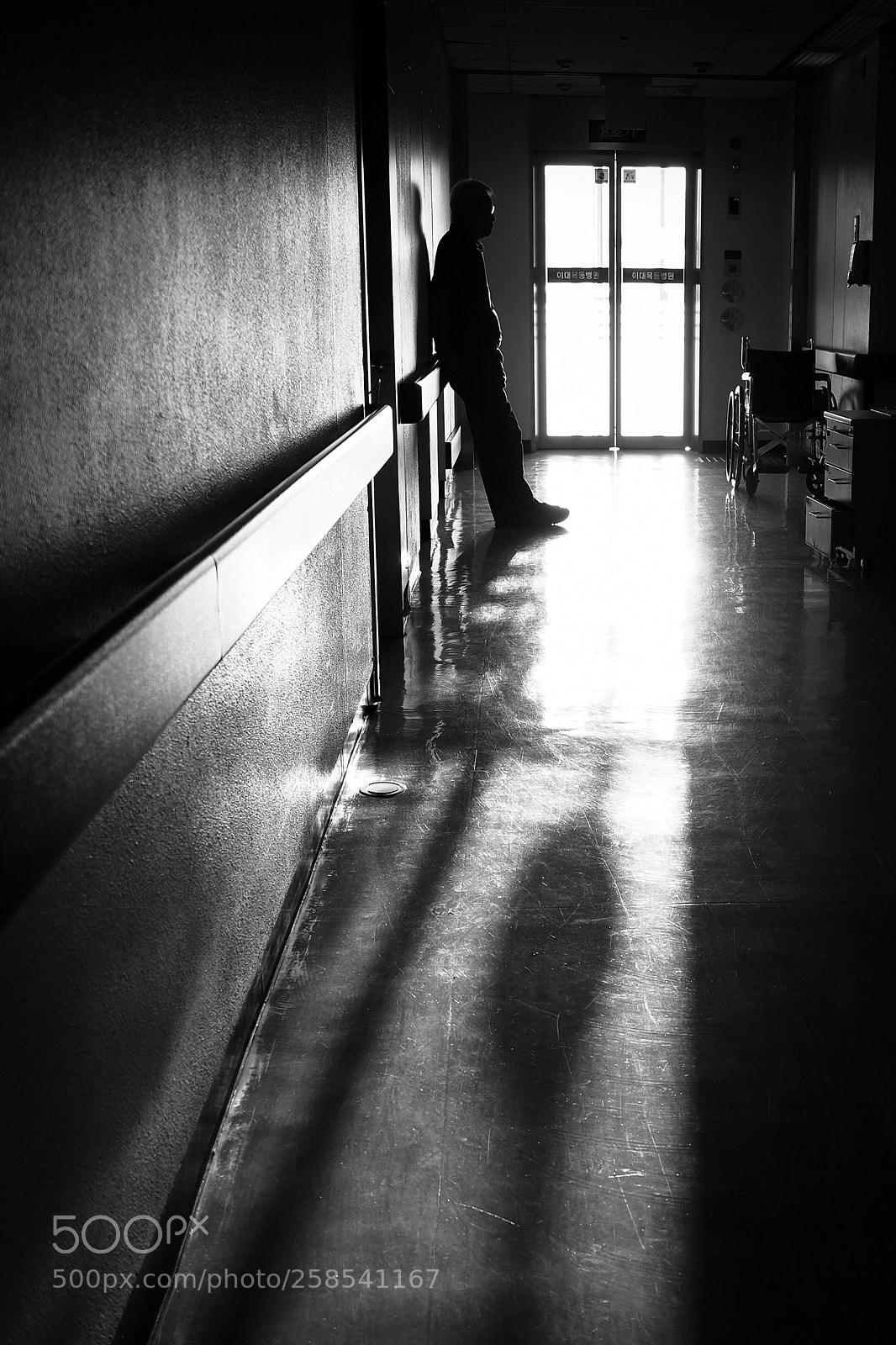 Olympus OM-D E-M10 II sample photo. Hospital photography