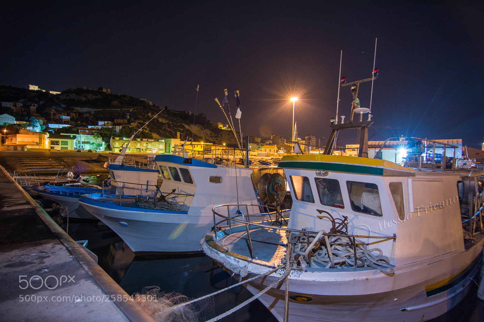 Nikon D5200 sample photo. Licata's harbor photography