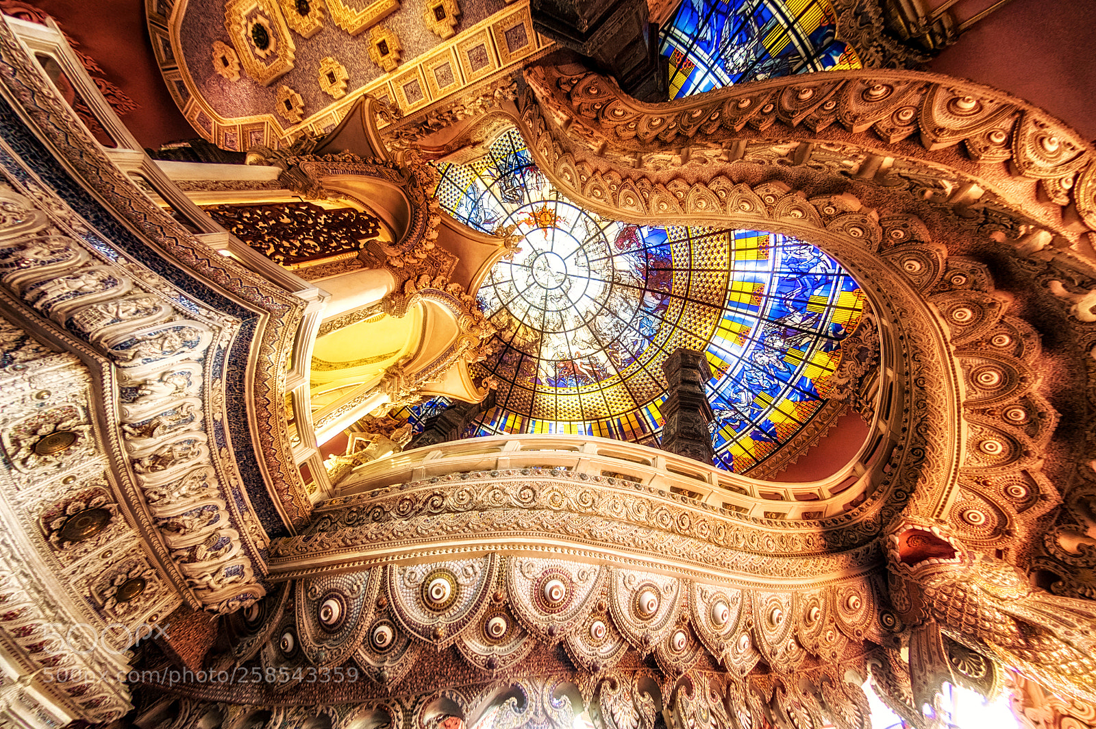 Nikon D70s sample photo. Erawan museum photography