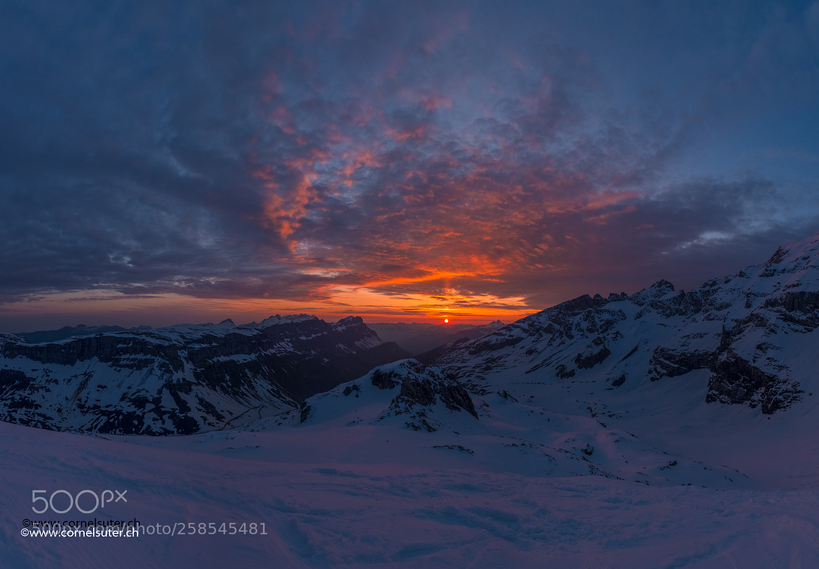 Nikon D800 sample photo. Morgenstimmung klausenpass photography