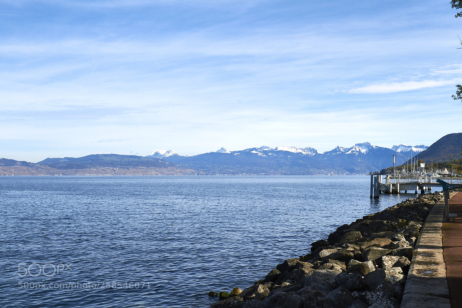 Canon EOS 7D sample photo. Lac léman, Évian photography