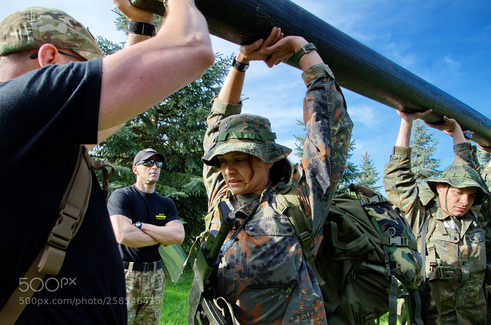Nikon D7000 sample photo. Lift up photography