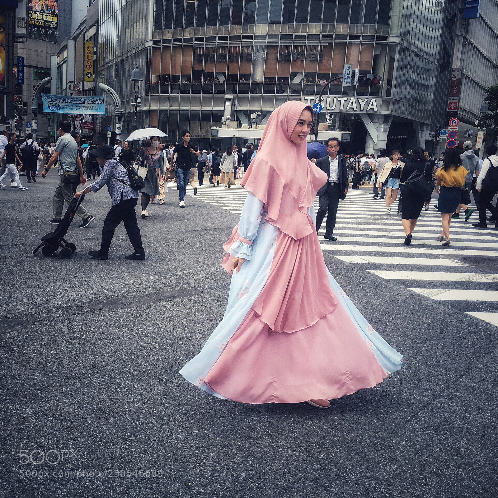 Apple iPhone 6s sample photo. Shibuya street  photography