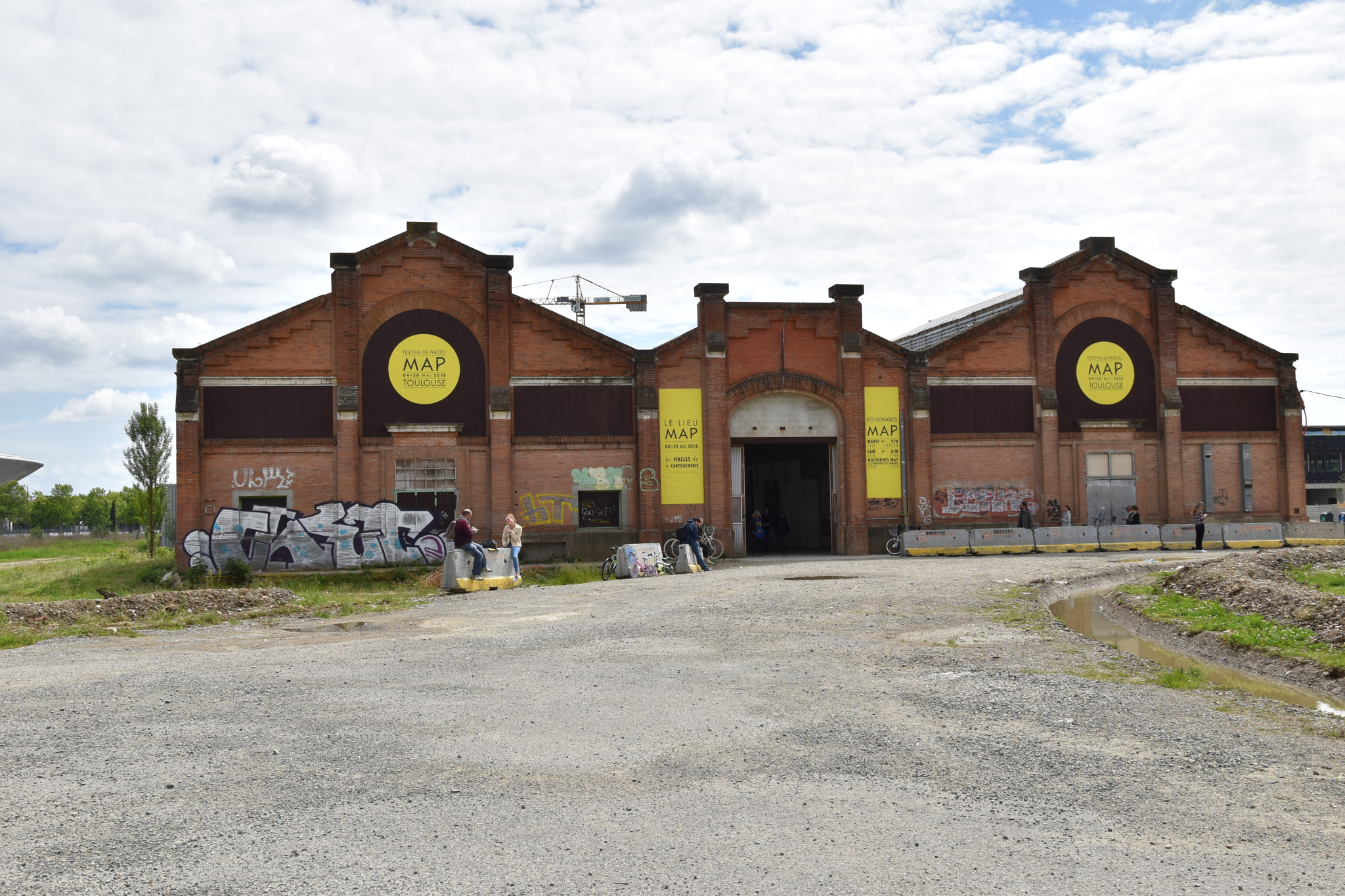 Nikon D5600 sample photo. Hall de la cartourcherie - picture exhibition photography