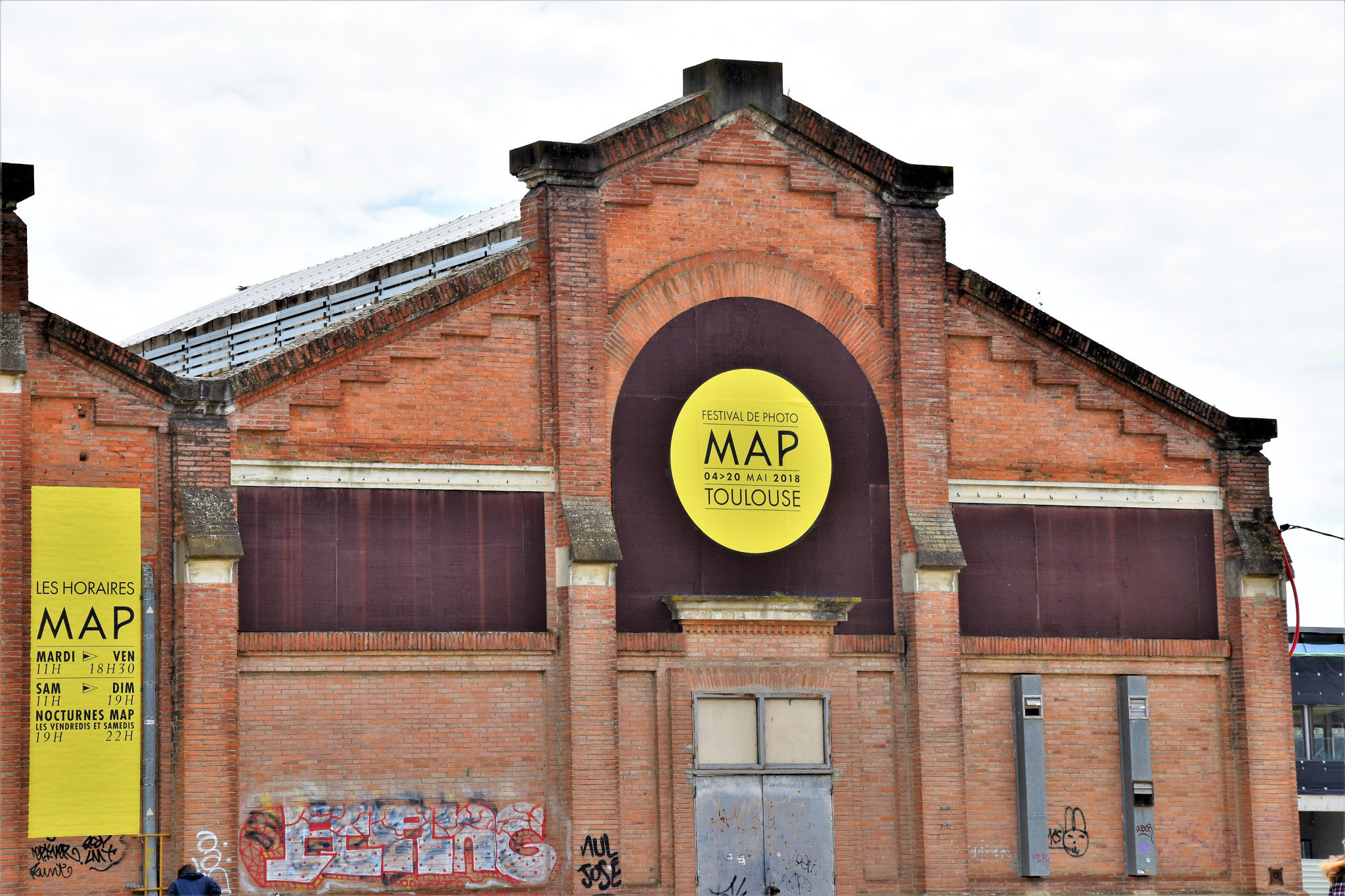 Nikon D5600 sample photo. Hall de la cartourcherie - picture exhibition photography