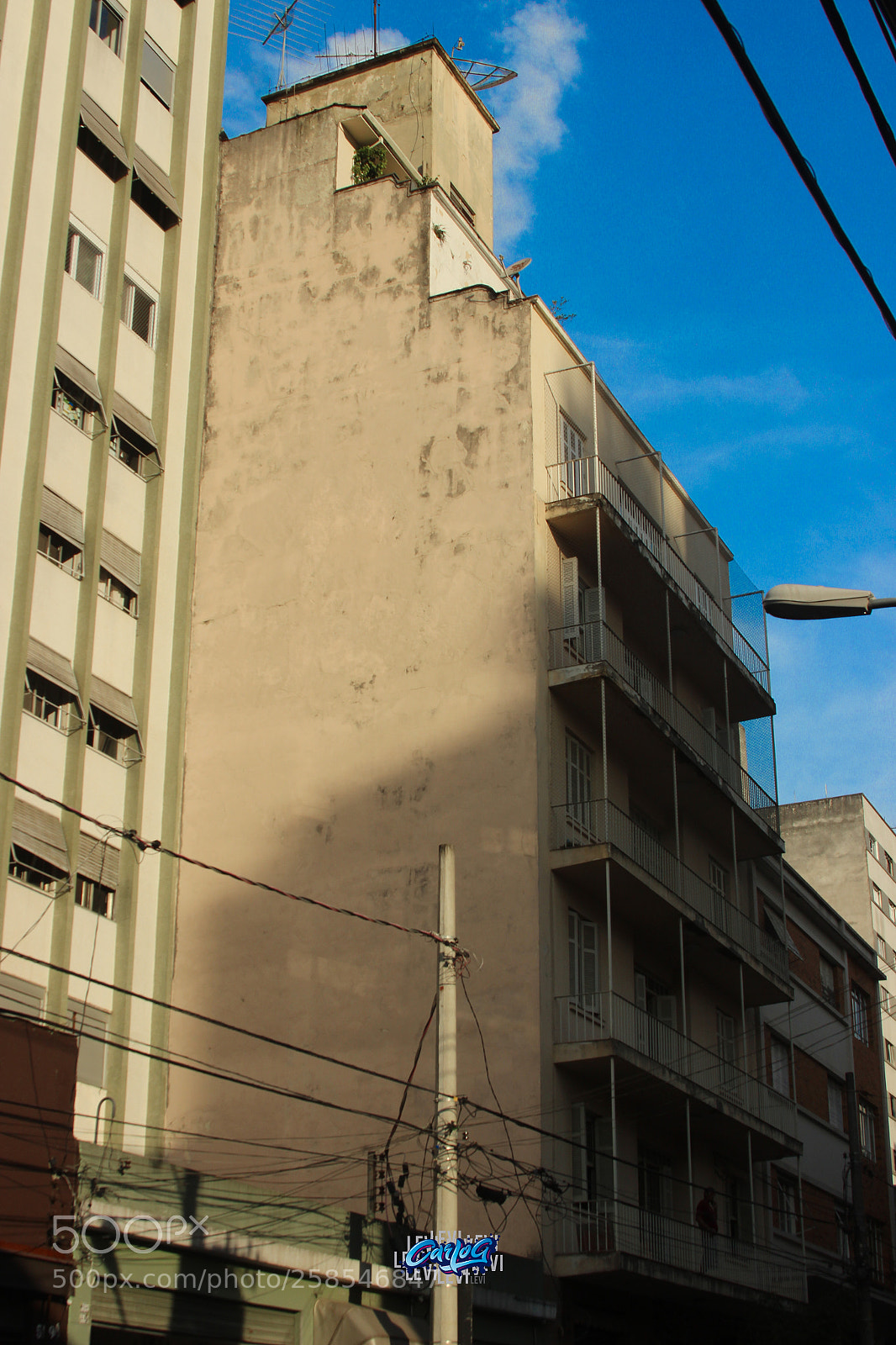 Canon EOS 600D (Rebel EOS T3i / EOS Kiss X5) sample photo. Building photography