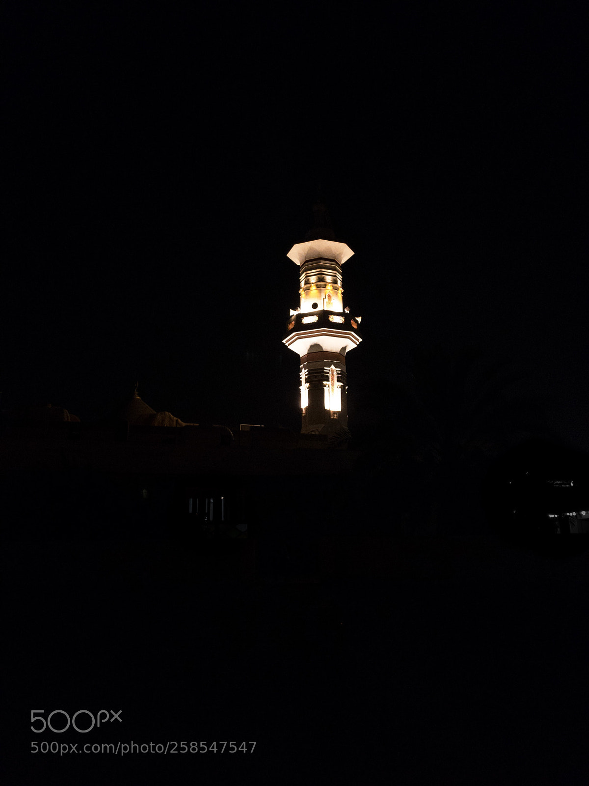 Apple iPhone 7 sample photo. Lights in the night photography
