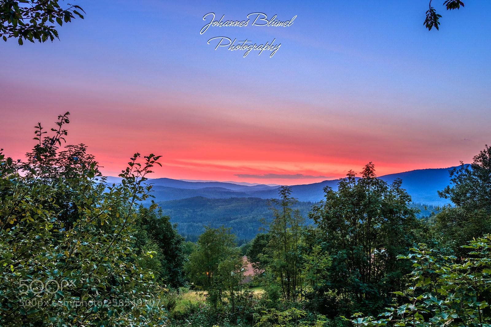 Canon EOS 750D (EOS Rebel T6i / EOS Kiss X8i) sample photo. Sunset in bavaria (日落) photography