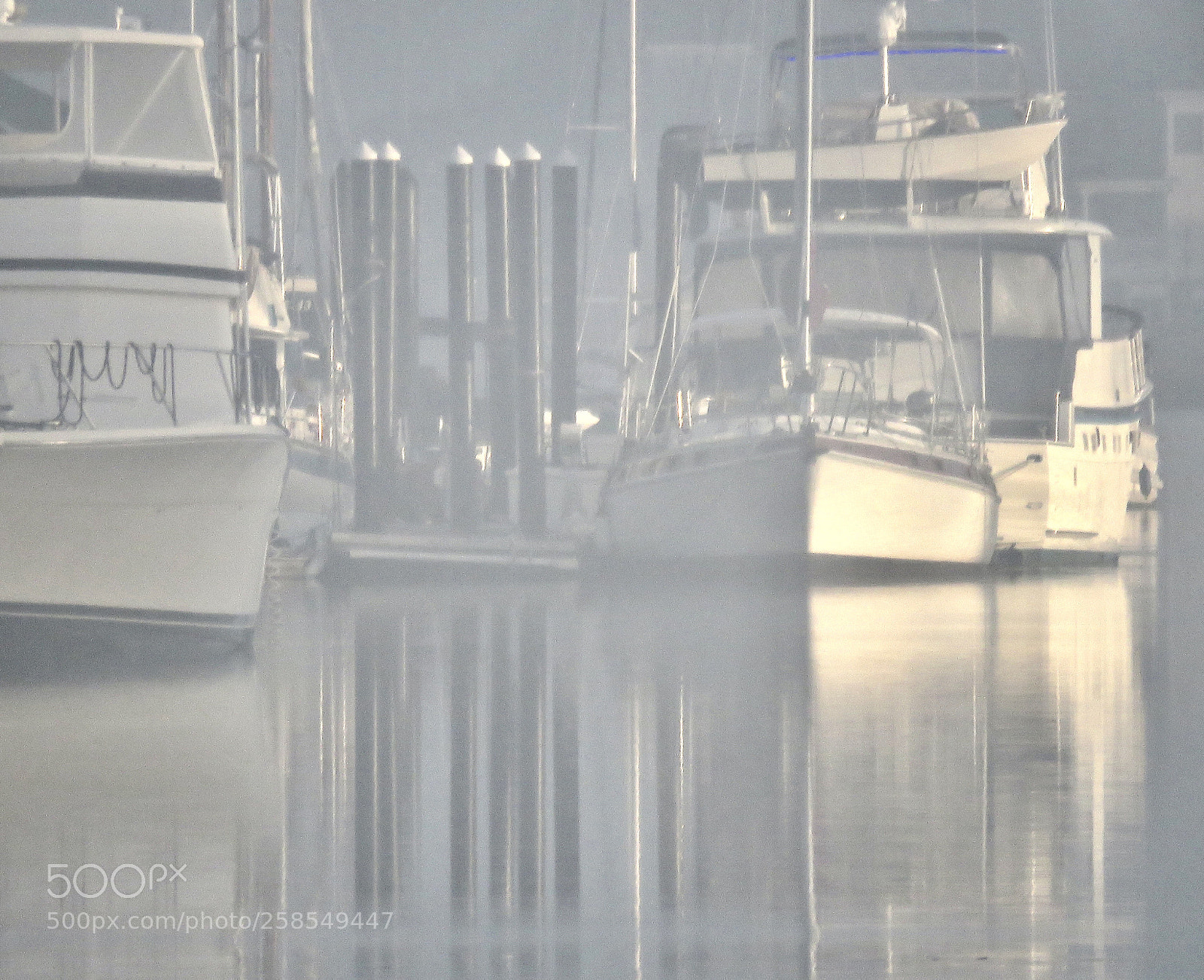 Canon PowerShot SX60 HS sample photo. Foggy morning harbor photography