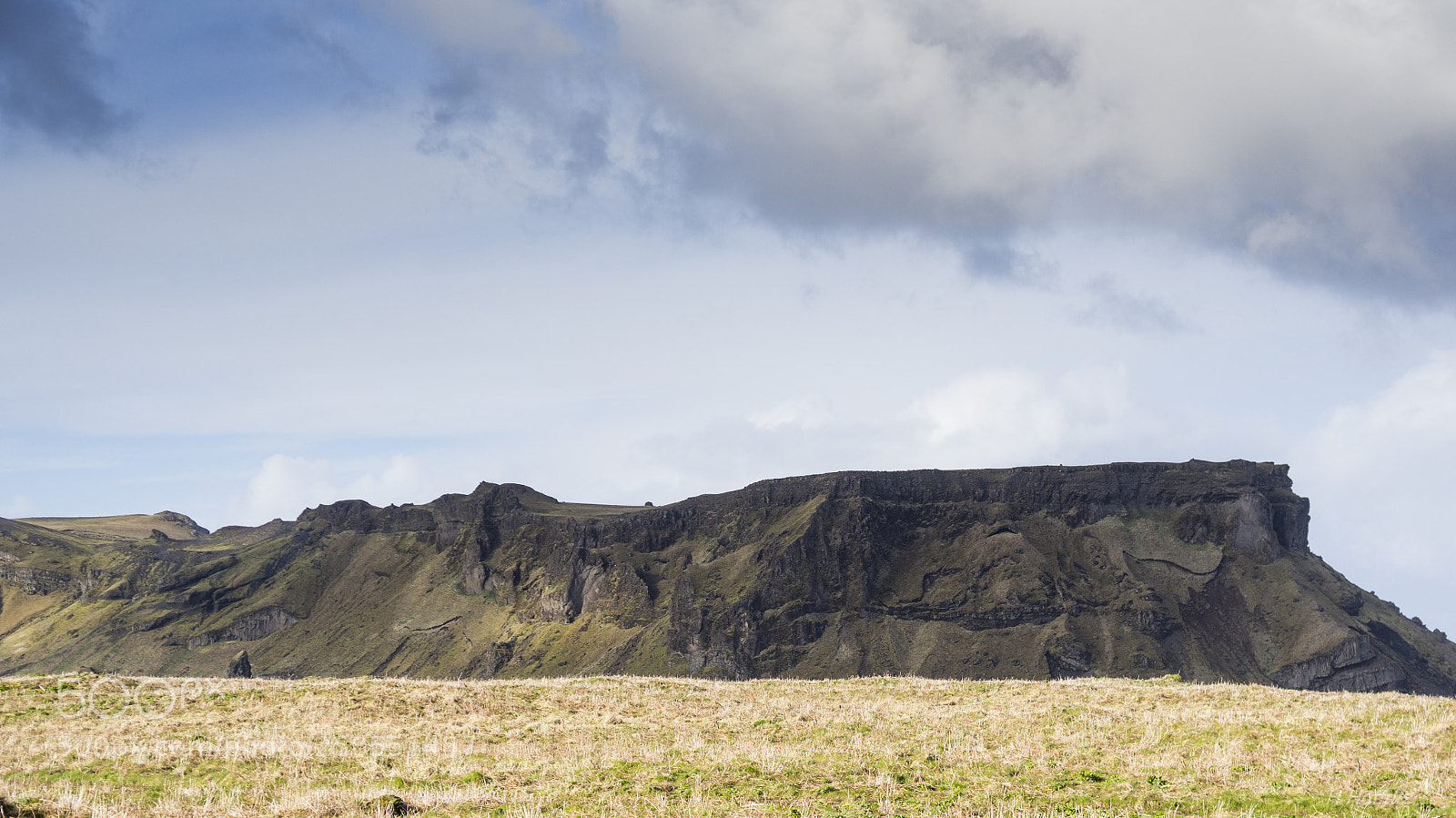 Olympus OM-D E-M10 sample photo. Hjörleifshöfði photography