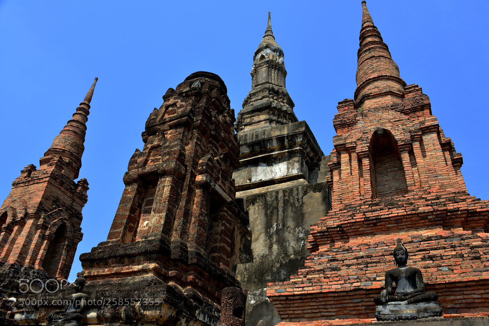 Nikon D800 sample photo. Wat mahathat photography
