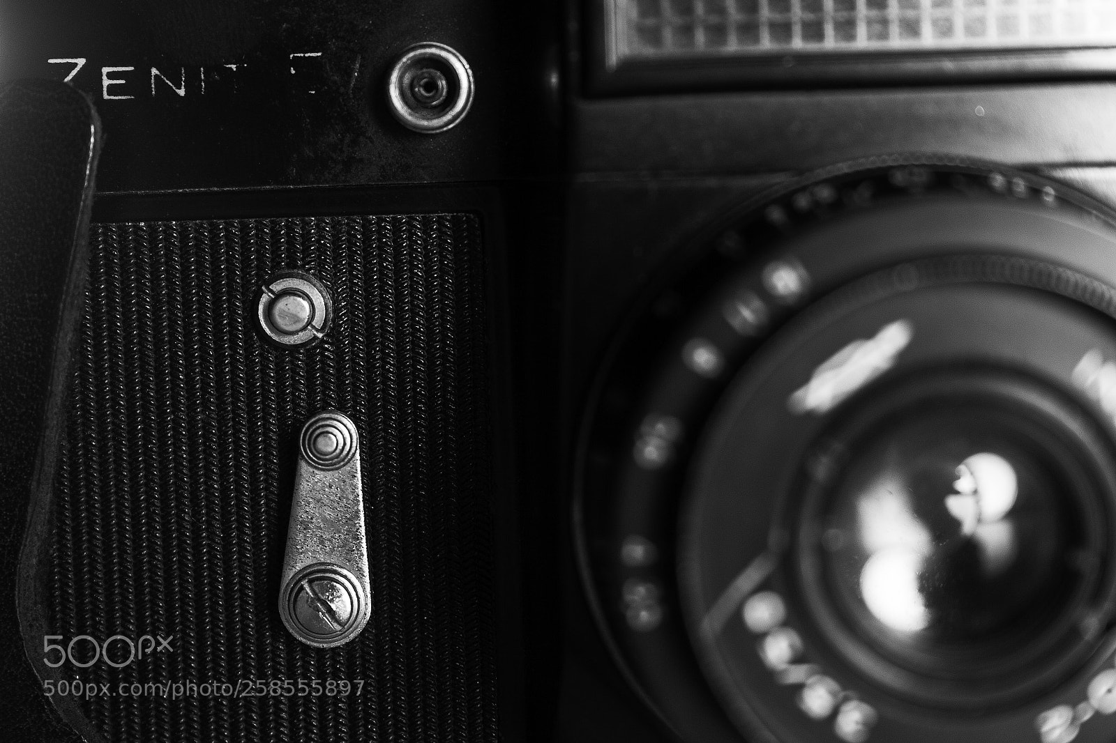 Canon EOS 700D (EOS Rebel T5i / EOS Kiss X7i) sample photo. Zenit photography