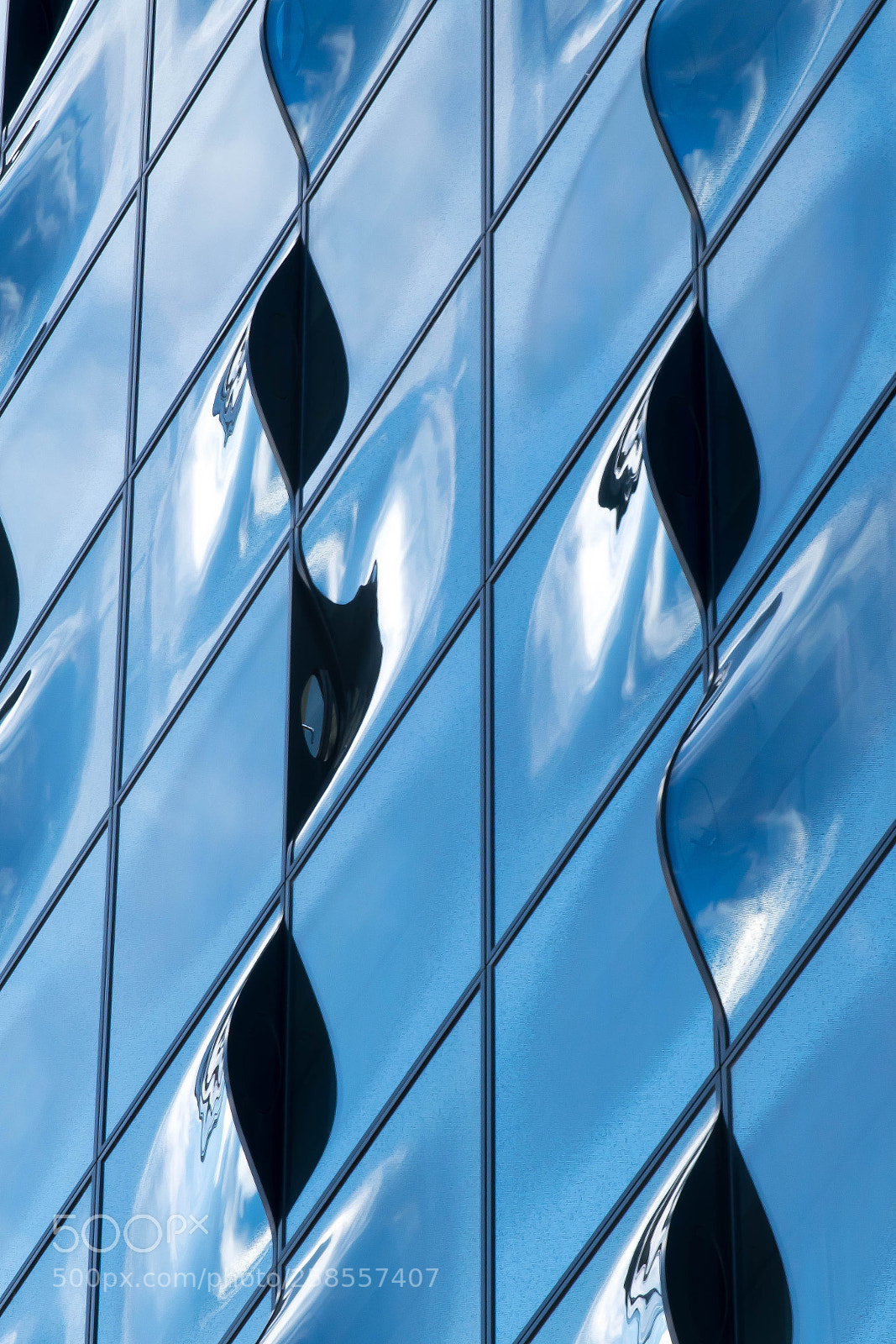 Nikon D5300 sample photo. Fassade elbphilharmonie hamburg photography