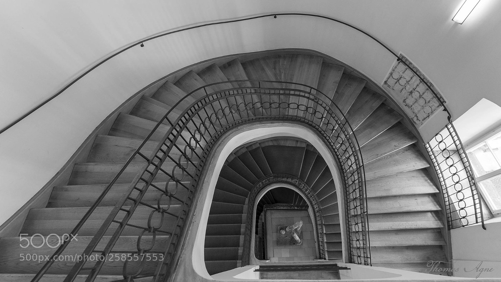 Sony a6300 sample photo. Stairway in the thon-dittmer-palais photography