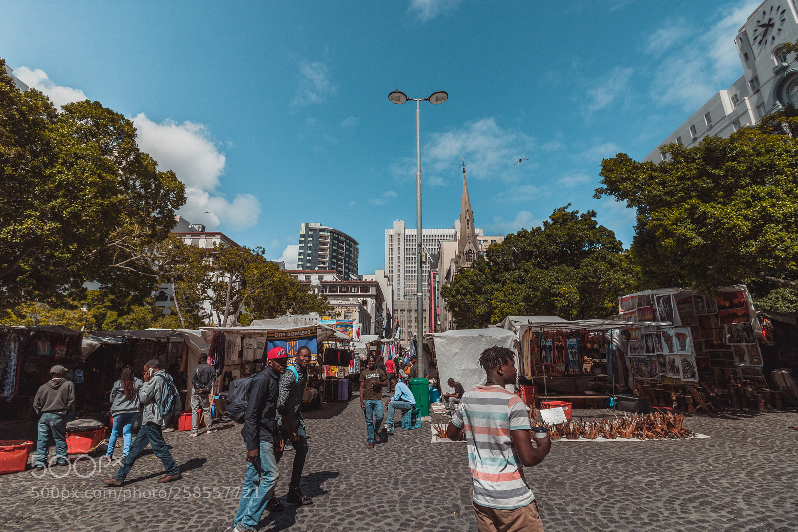 Canon EOS 750D (EOS Rebel T6i / EOS Kiss X8i) sample photo. Greenmarket square photography