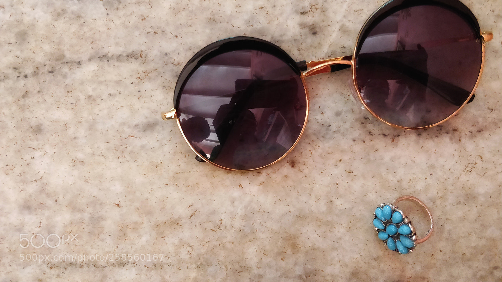 OnePlus 5 sample photo. Shades and a ring photography