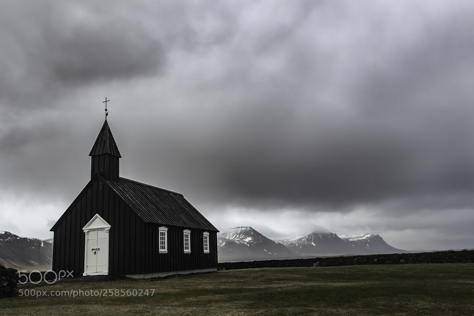Canon EOS 6D sample photo. The black church on photography