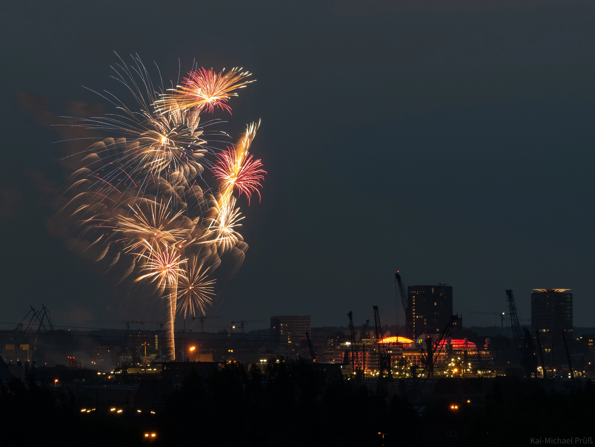 Panasonic DMC-G81 sample photo. Aida fireworks photography