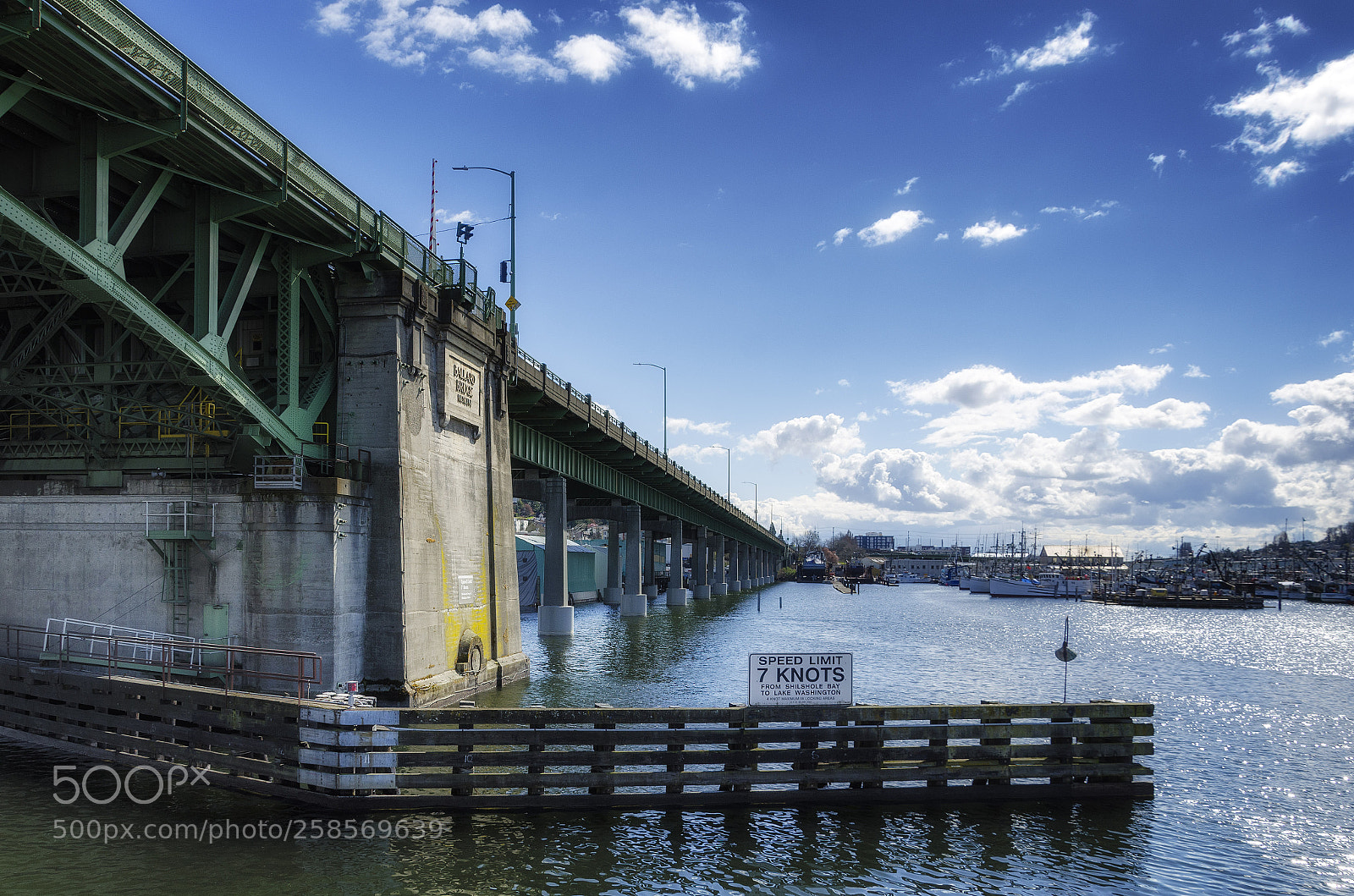 Nikon D7000 sample photo. The long span photography