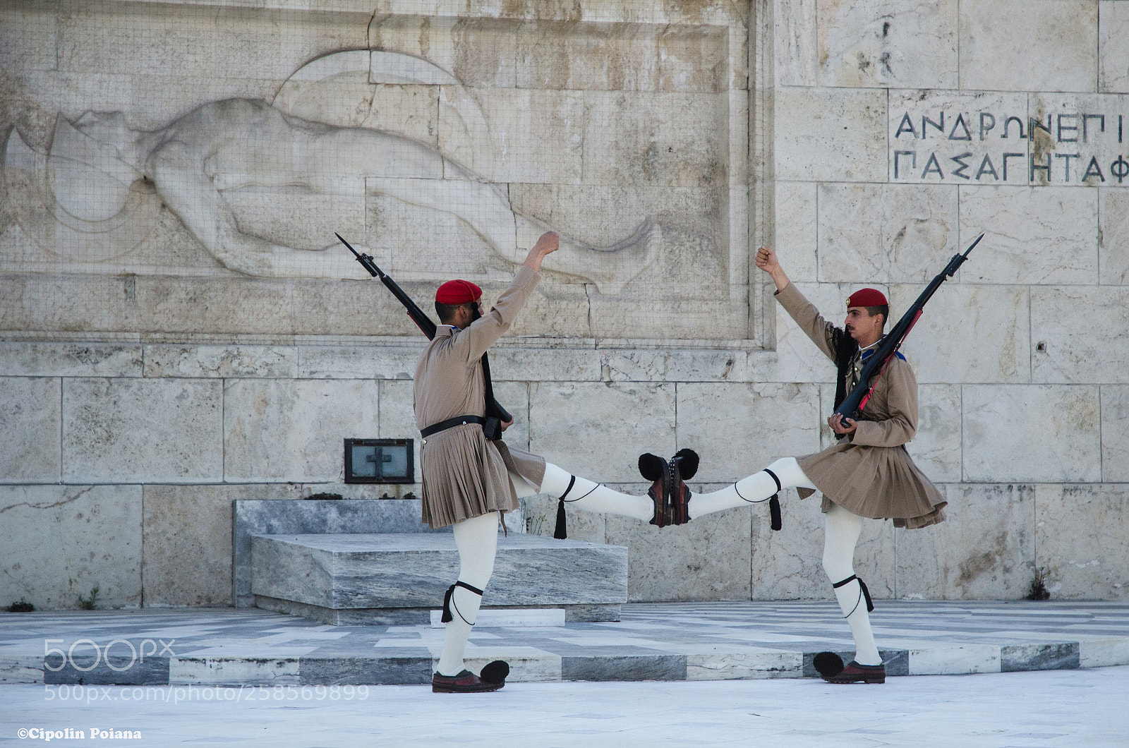 Nikon D7000 sample photo. Changing the guard-athens parliament photography