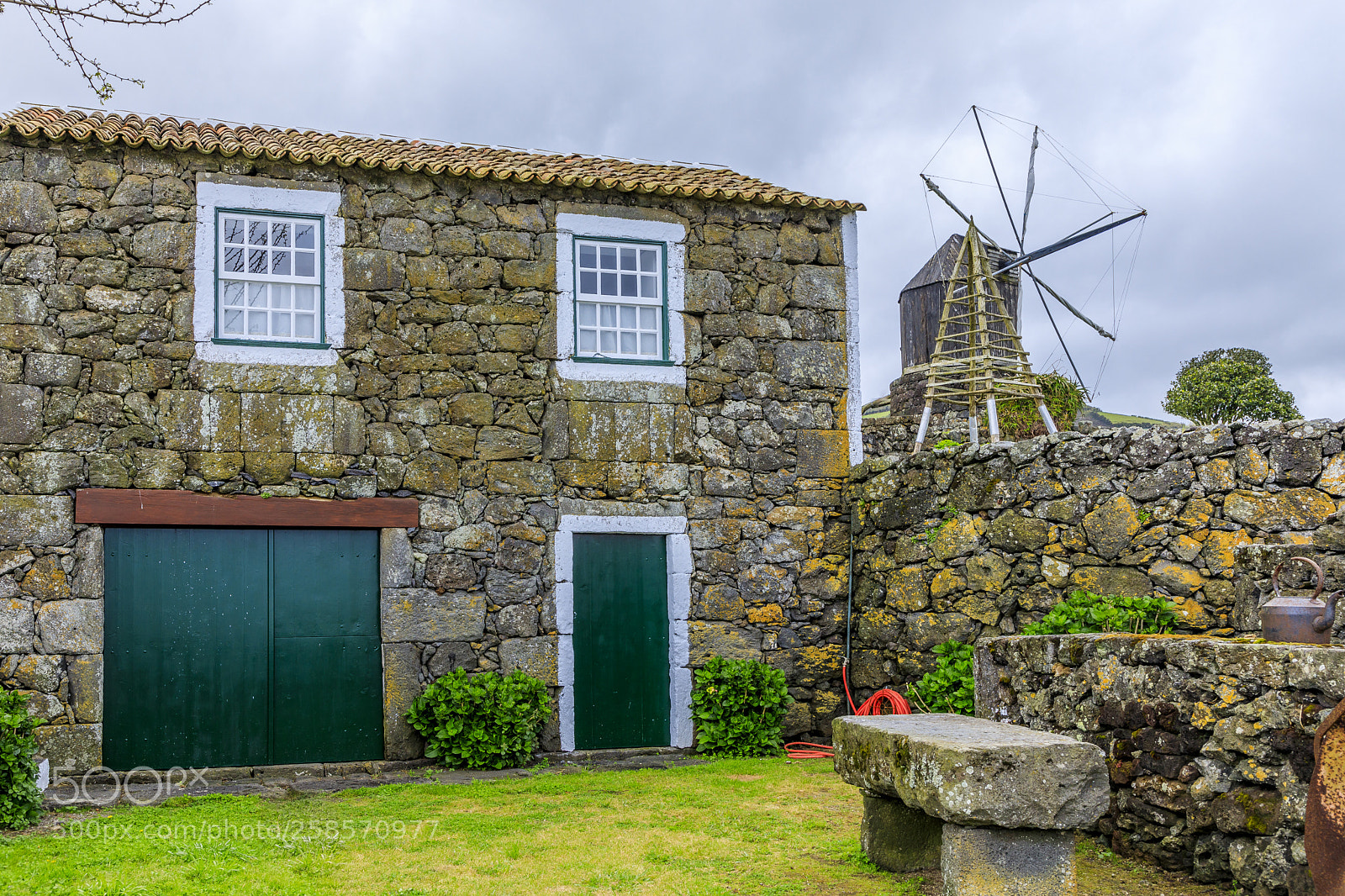 Canon EOS 5D Mark IV sample photo. A ores-terceira-doze ribeiras house photography