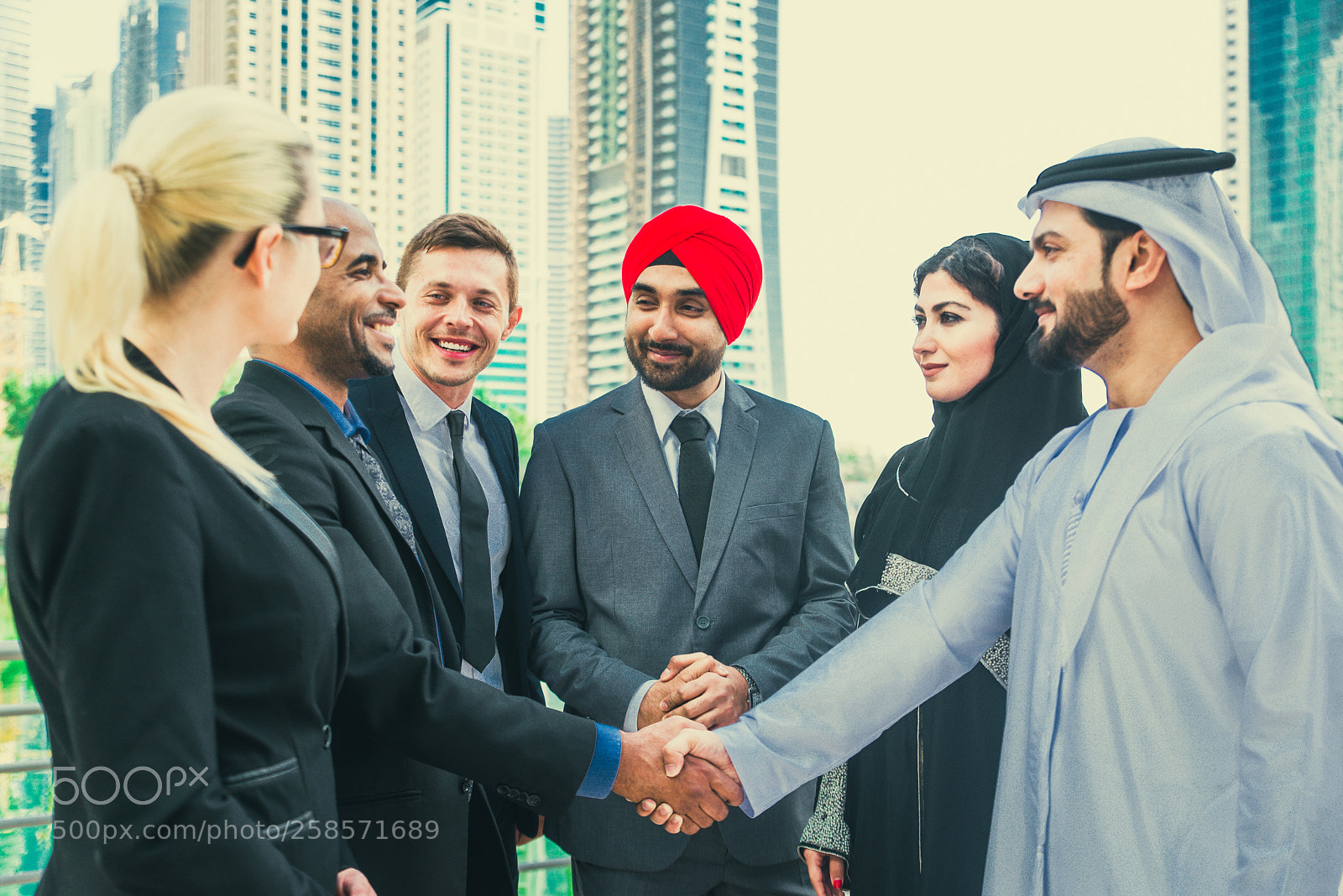 Nikon D610 sample photo. Business team in dubai photography