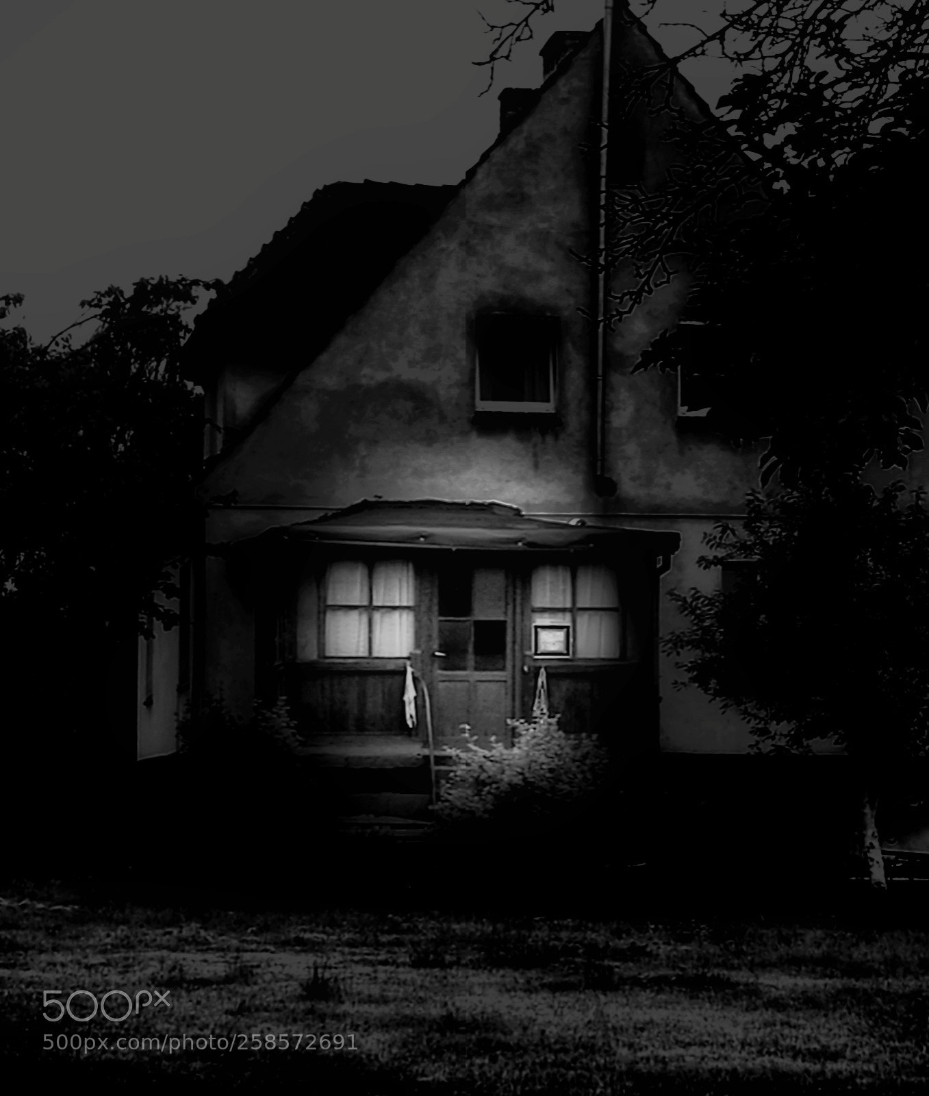 HUAWEI P9 sample photo. Farmhouse at evening photography