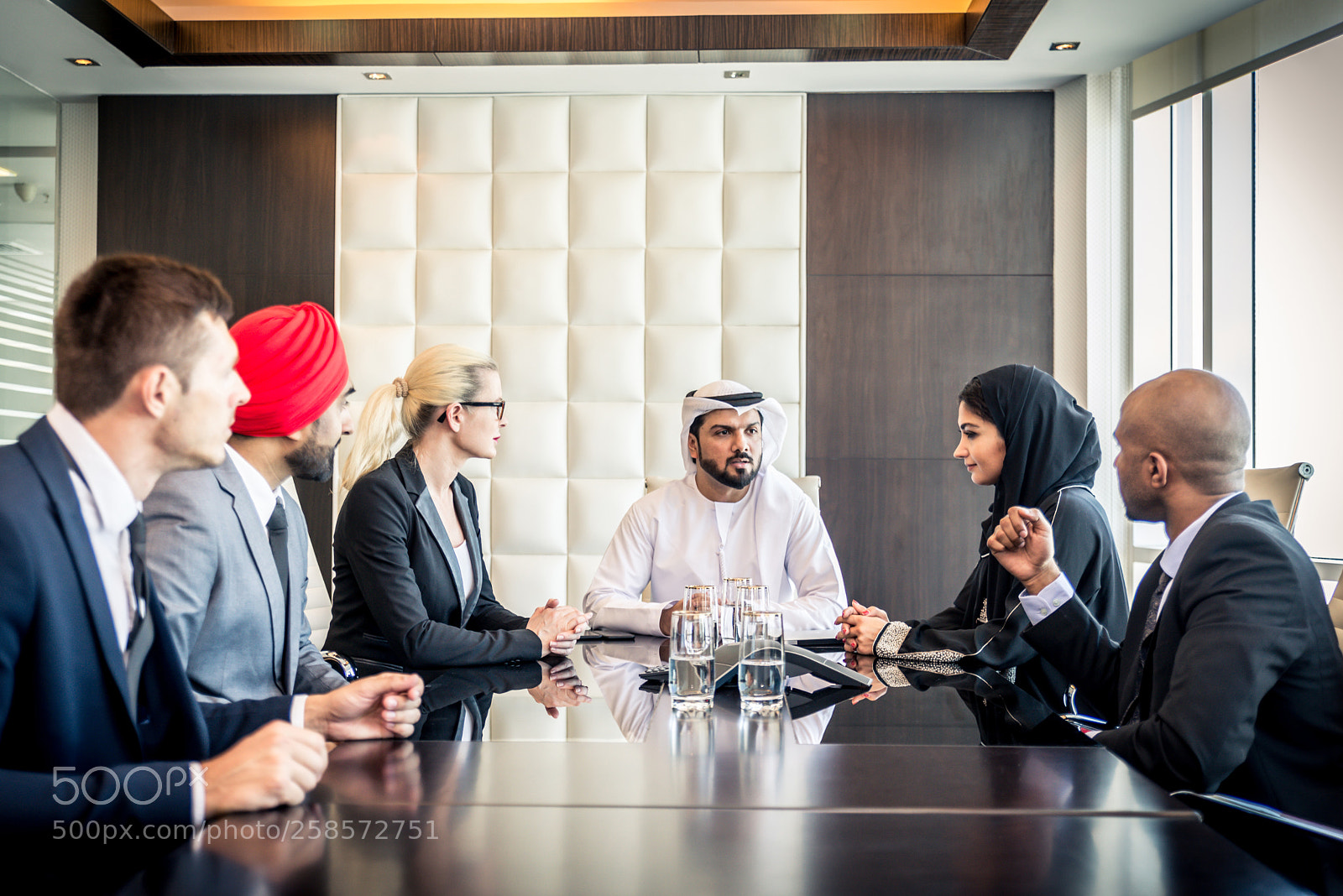 Nikon D610 sample photo. Business team in dubai photography