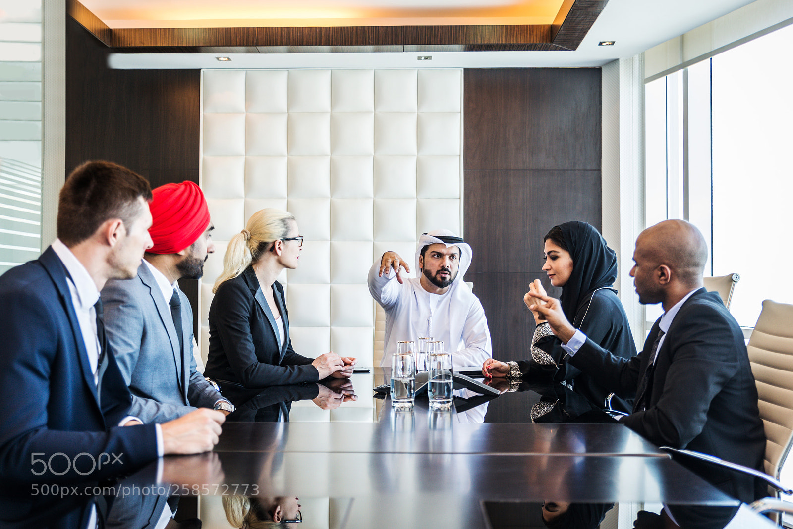 Nikon D610 sample photo. Business team in dubai photography